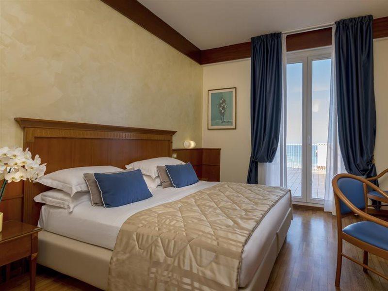 Hotel Bellevue Rimini Luaran gambar